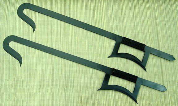 Tiger Hook Swords from my Eastern Fantasy Homebrew : r/DnDHomebrew